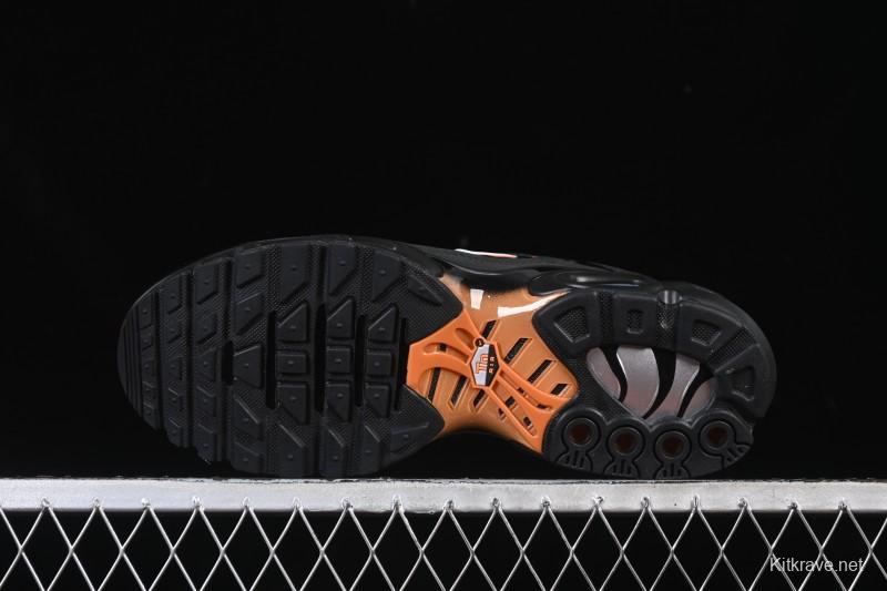 Nike Air Max Plus Retro Running Shoes with Air Cushion - FN6949-400