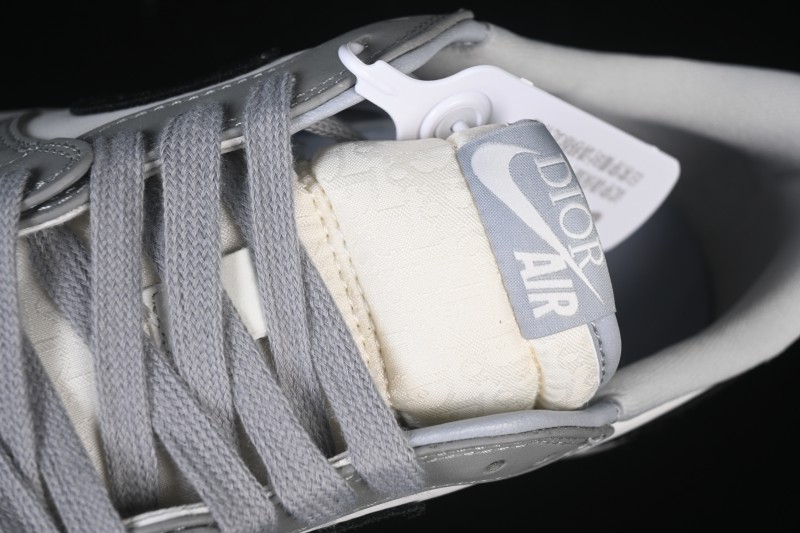 Dior Air Jordan 1 Low White Grey Collaboration Low-Top Sneakers - CN8608-002