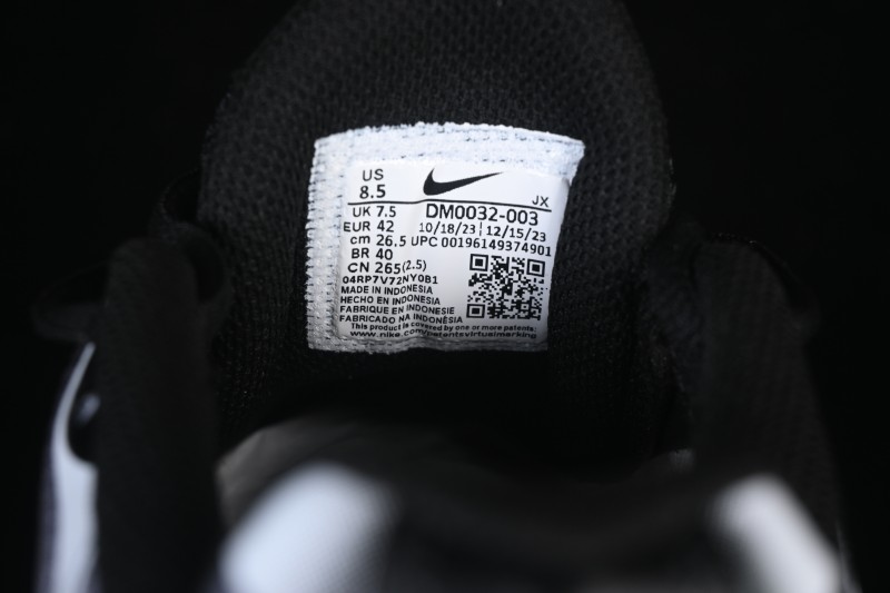 Nike Air Max Plus Retro Running Shoes with Air Cushion Technology - DM0032-003