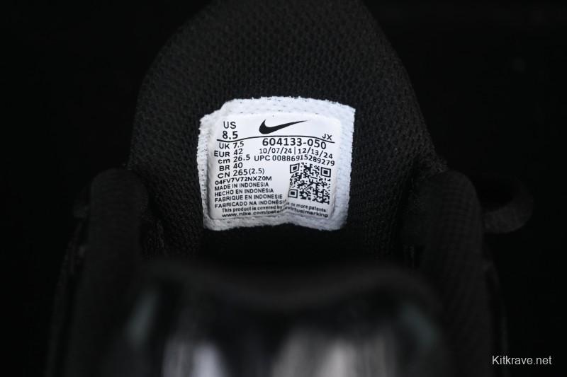 Nike Air Max Plus Retro Running Shoes with Air Cushion Technology - 604133-050