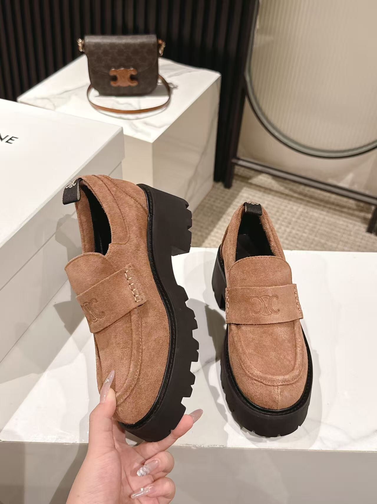 CELINE 2025/SS Fall Winter Latest Runway Lisa Same Style Platform Loafers - LY00300