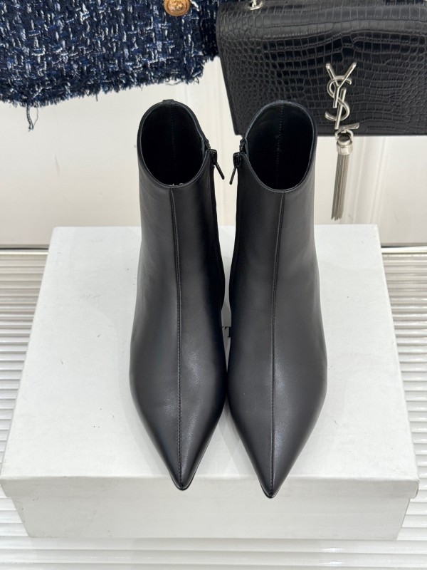 Khaite Retro Pointed Toe Height Increasing Ankle Boots - KFY00390