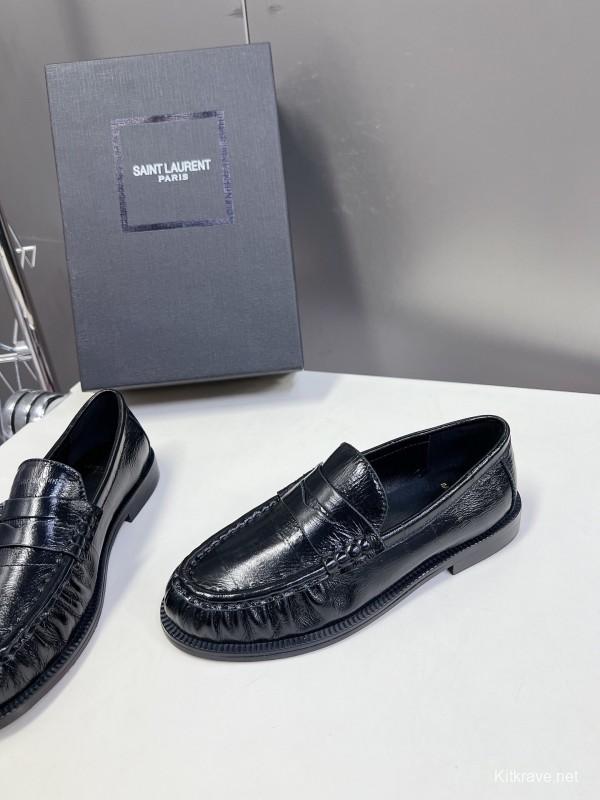 Saint Laurent 2025/SS Classic Loafer Flats - KFY00350
