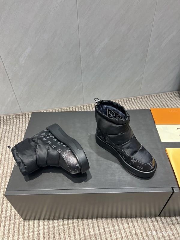 Louis Vuitton Fall/Winter 2025 Snow Boots Series Round Toe Thick Sole Down-Filled Snow Boots - KFY00310