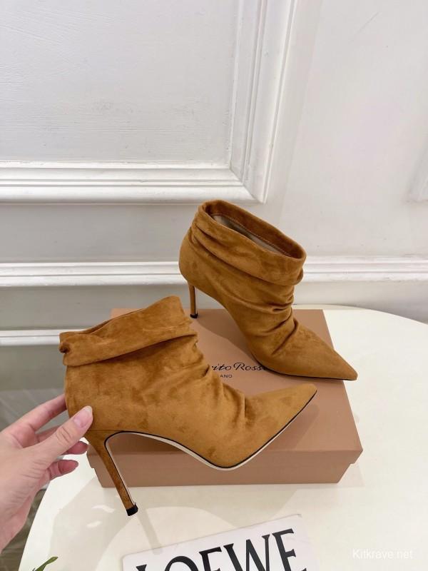 Gianvito Rossi Fall/Winter 2025 GR Pointed Toe Retro Pleated High Heel Ankle Boots - KFY00340