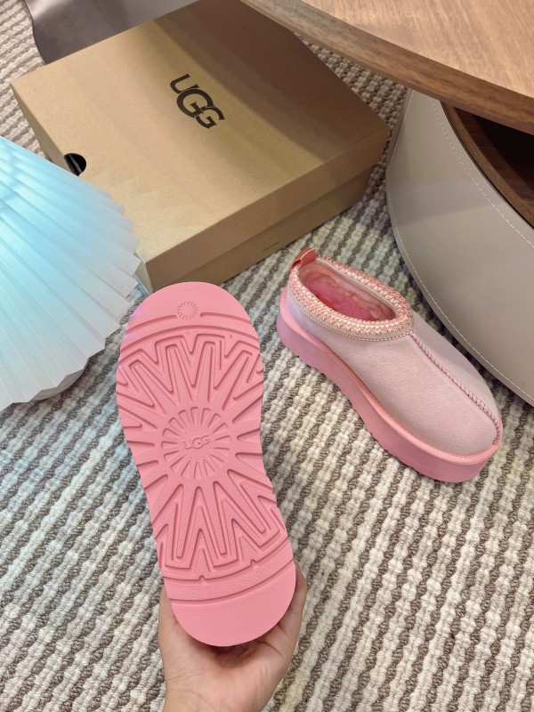 UGG Tazz Platform Wool Slippers - MJ00230