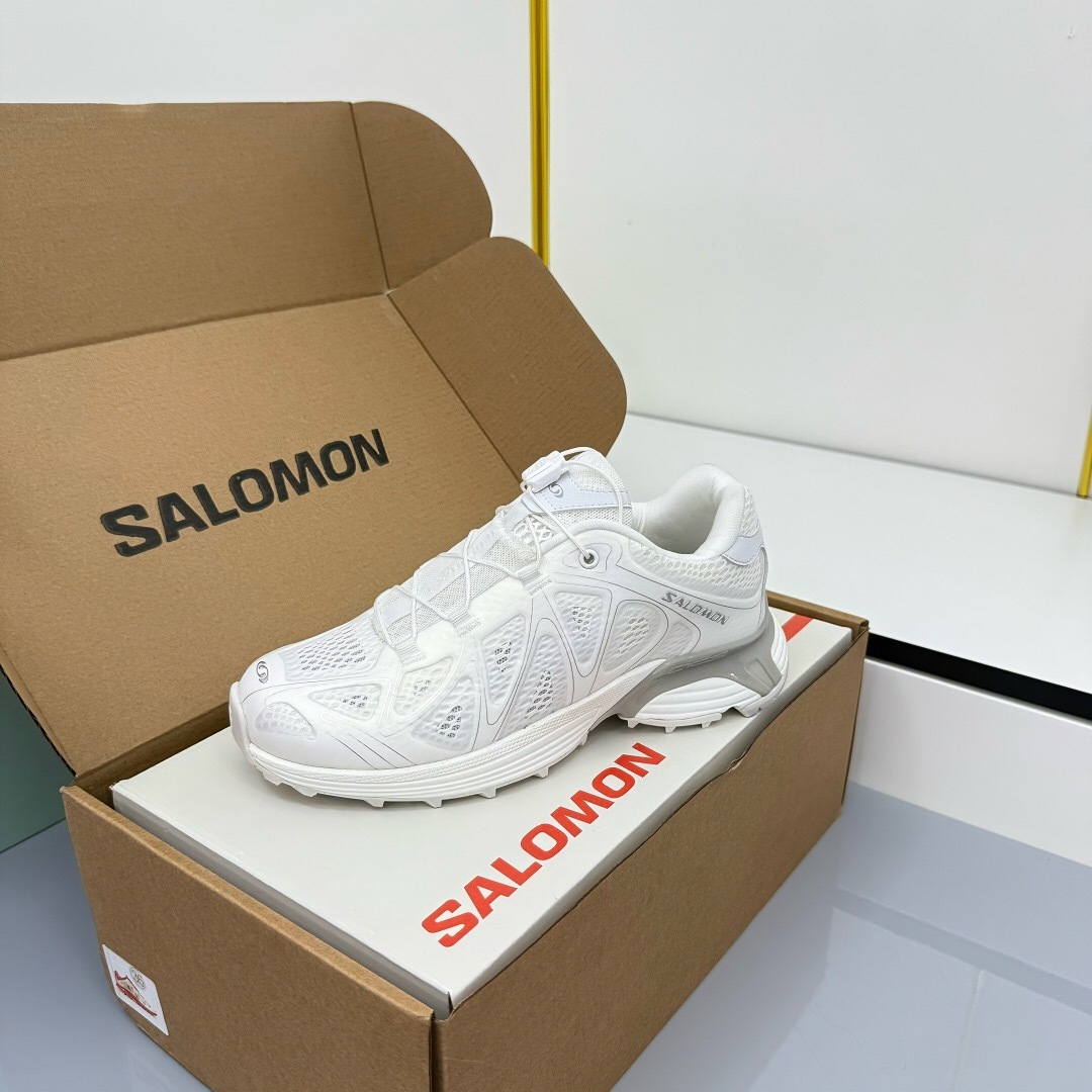Salomon XT Whisper Casual Shoes with Thick Sole and Future Design - LY00310