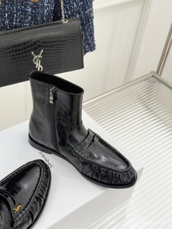 Saint Laurent YSL Letter Loaf Short Boots with Pleated Edges - KFY00430