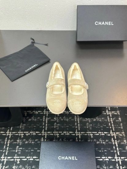 Chanel 2025 SS French Mary Jane Flat Shoes with Fur Trim - KFY00300