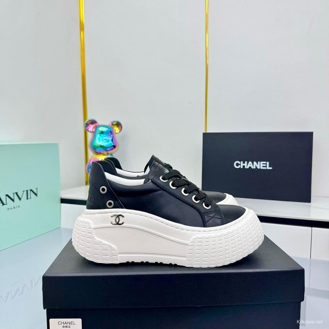 Chanel 2025 SS Panda Loafers Bread Shoes Casual Sneakers - LY00330