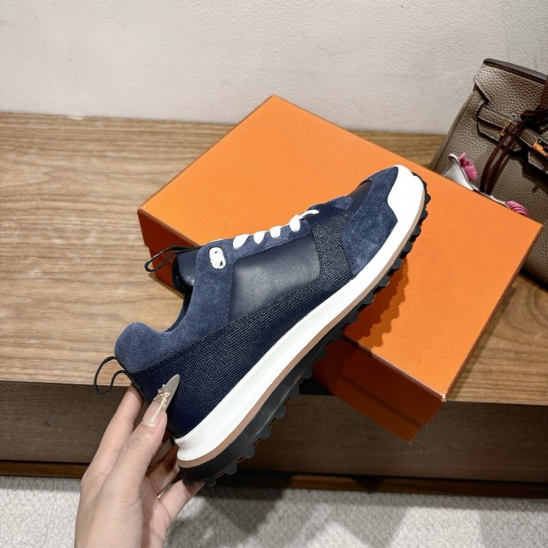 H Boots Classic Chelsea Boots with British Color Block Design - AS00410
