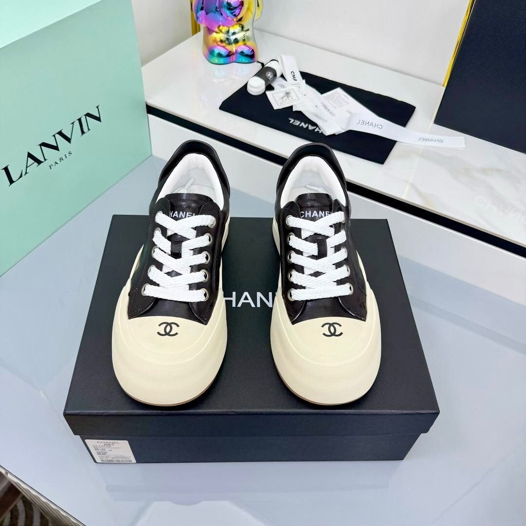 Chanel 2025 SS Panda Loafers Bread Shoes Original Calfskin - LY00320