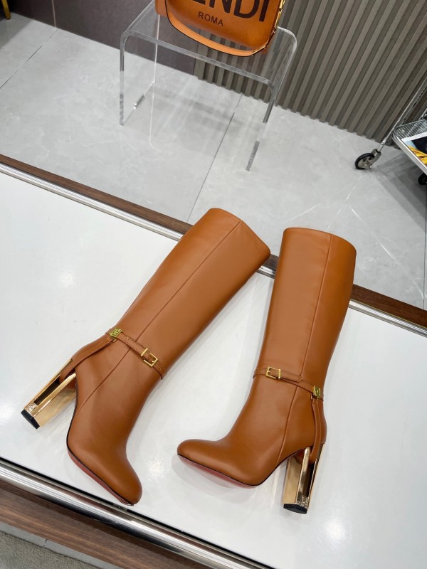 FENDI Delfina Round Toe Boots with FF Buckle - LY00520