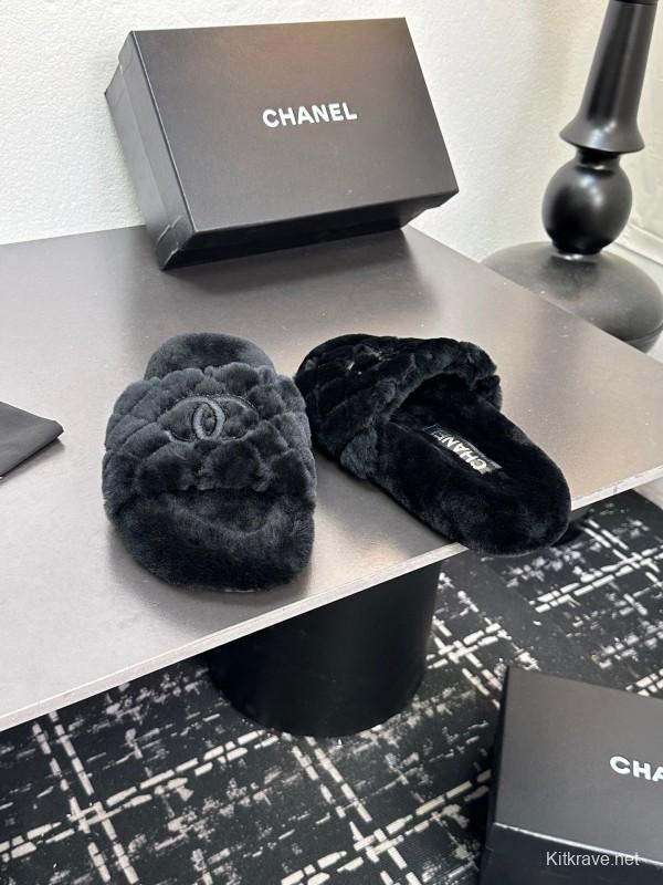 Chanel 2025 SS Fashion Fur Slippers - LY00250