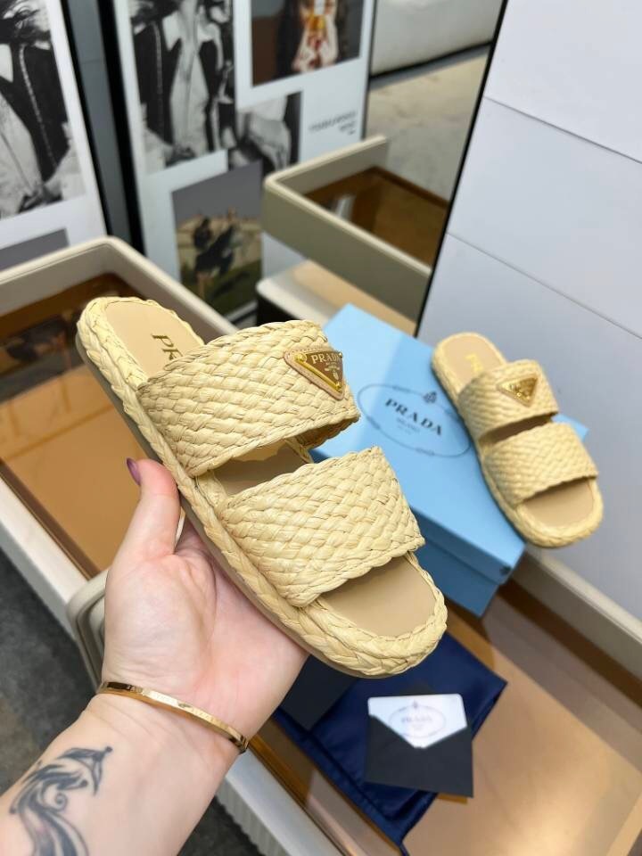 Prada 2025 SS Raffia Handwoven Open-Toe Sandals - KFY00260
