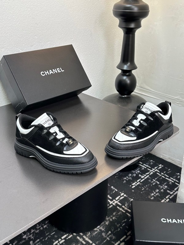 Chanel Spring/Summer 2025 Runway Thick Sole Sneakers - LY00320