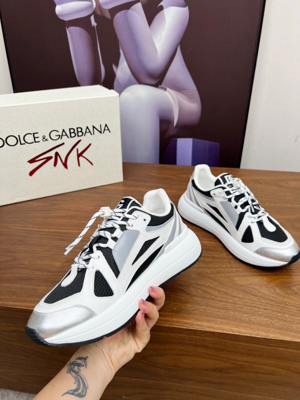 Dolce & Gabbana 2025 SS Casual Shoes with Exaggerated Fashion Style - AS00320