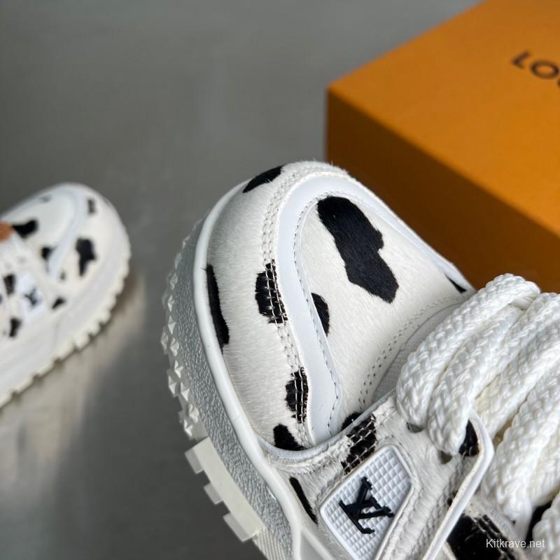 Lv 2025/ss Signature Logo Leather Sneakers - YC