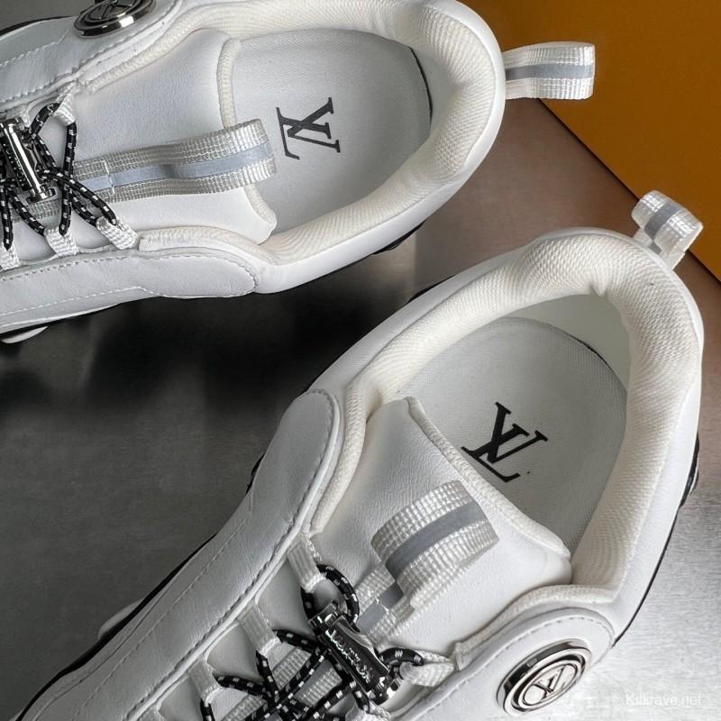 Louis Vuitton Lv RUSH Calfskin Metal LV Circle Accessory Slip-Resistant Low-Top Casual Lifestyle Shoes - YC