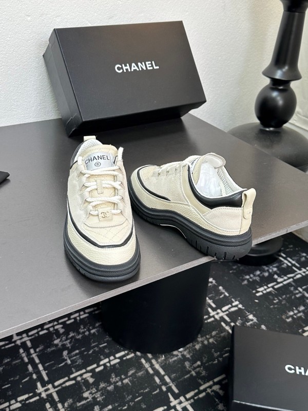Chanel 2025 SS Milan Runway Chunky Sole Sneakers - LY00320