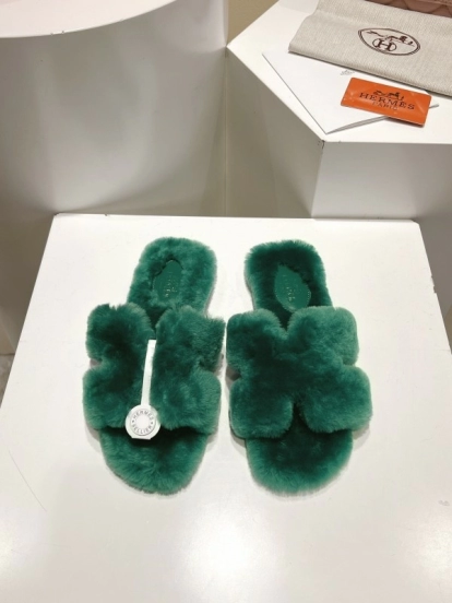 Hermès Fall/Winter 2025 Flat Wool Slippers - LY00240