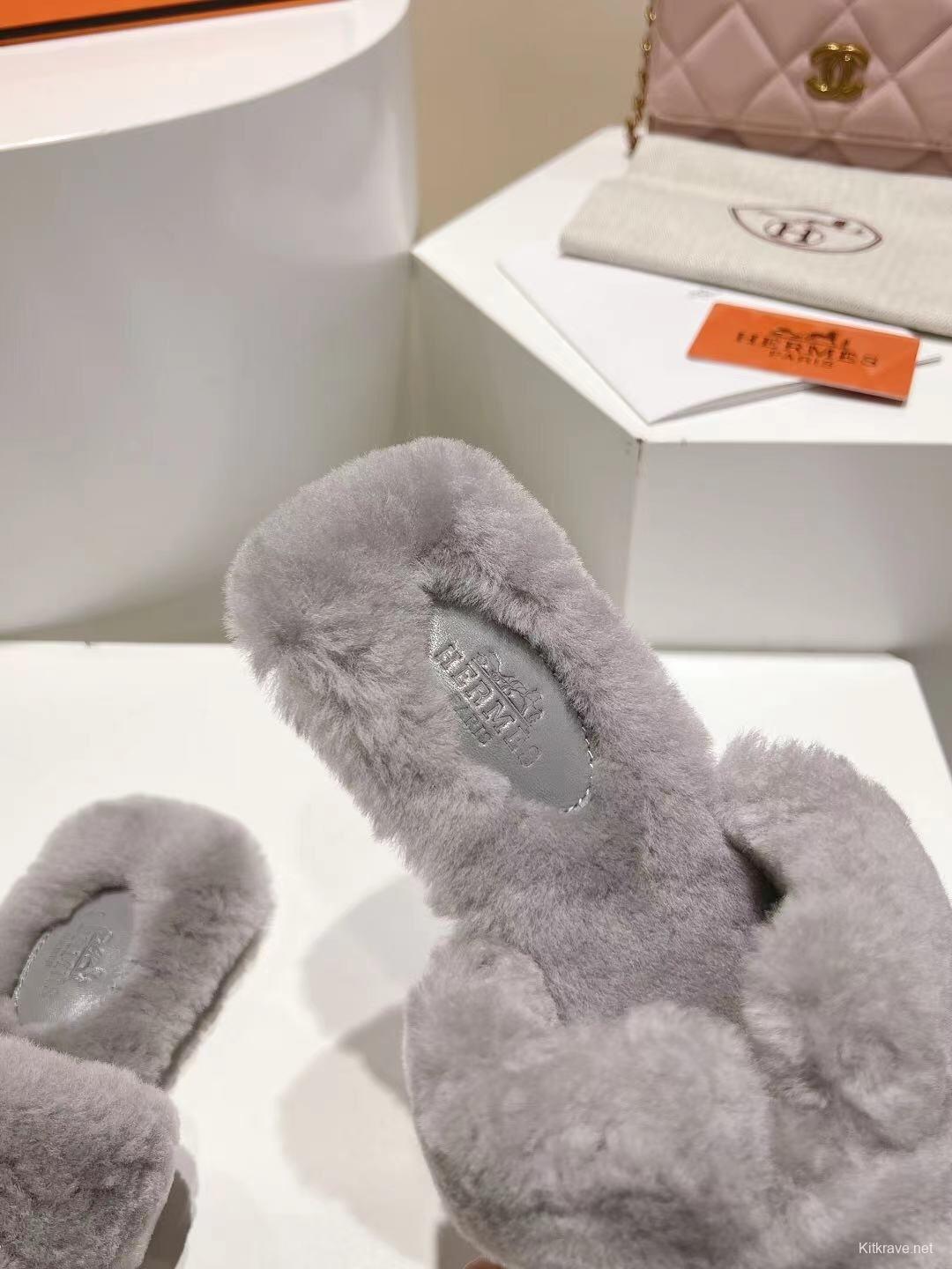 Hermès 2025/SS Autumn Winter Flat Fur Slippers - LY00240