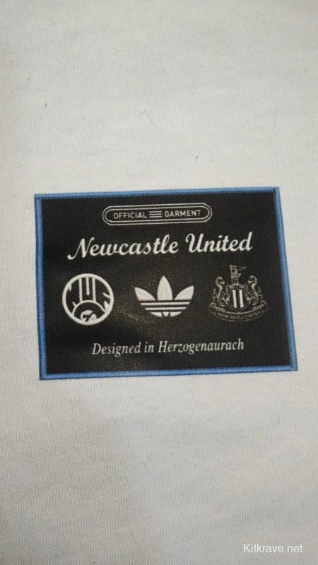 25/26 Adidas x Newcastle United Retro Embroidered Logo Hoodie 9 Colors