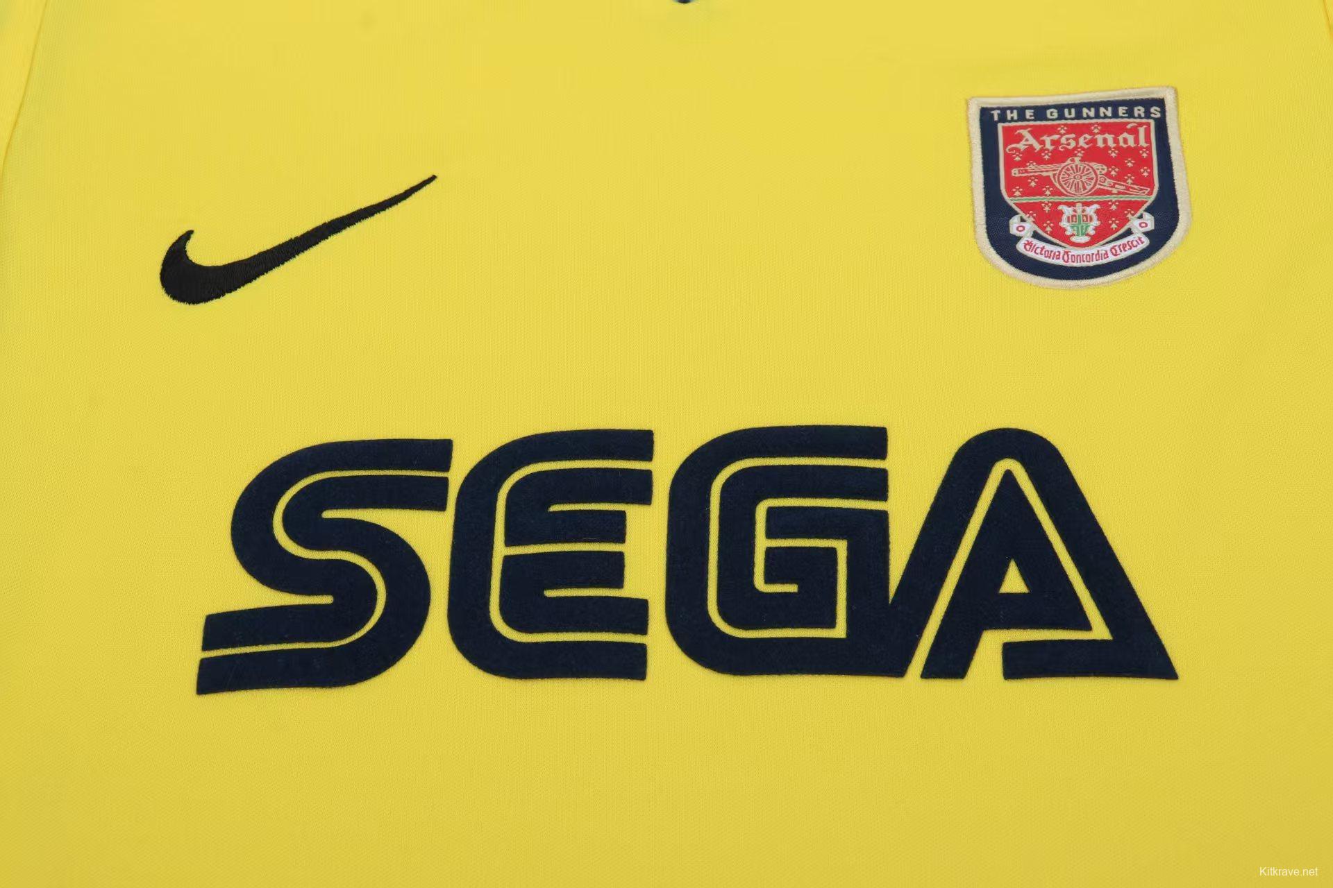 Retro 00/01 Arsenal Away Jersey