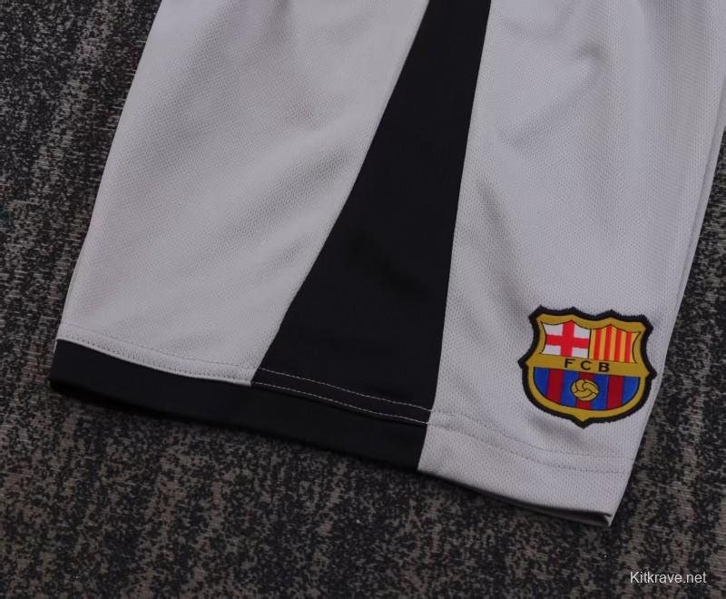 Retro Kids 03/04 FC Barcelona Away Grey Jersey