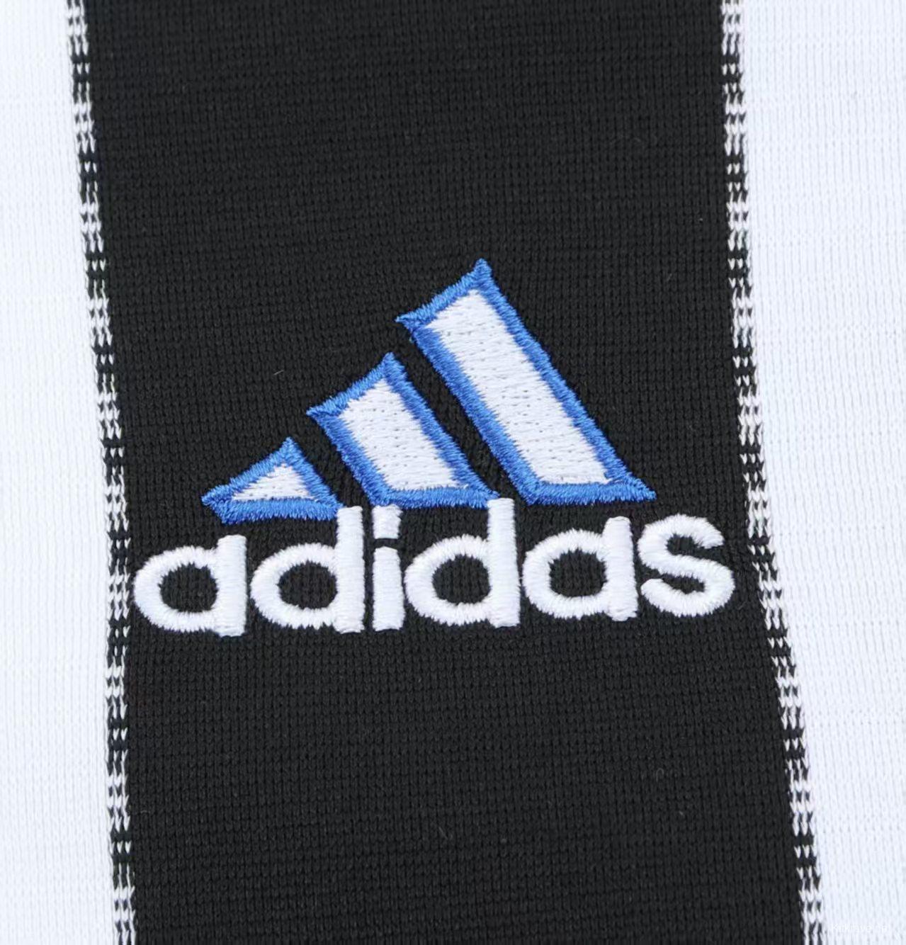 Retro 99/00 Newcastle United Home Jersey