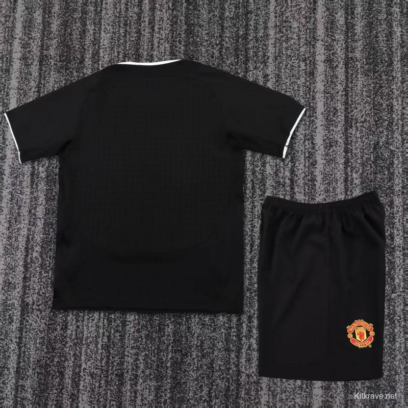 Retro Kids 03/04  Manchester United Away Jersey