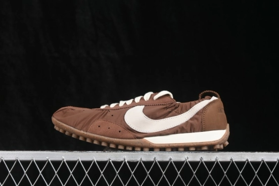 Nike Moon Shoe SP Retro Lifestyle Sneakers with Lightweight Thin Sole - HV8547-200