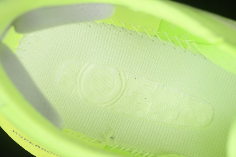 Adidas HyperBoost Edge M Lightweight Breathable Cushioned Running Shoes - KI4412