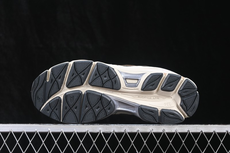 Asics Gel-NYC Retro Running Shoes with Suede and Mesh Upper - 1203A383-201