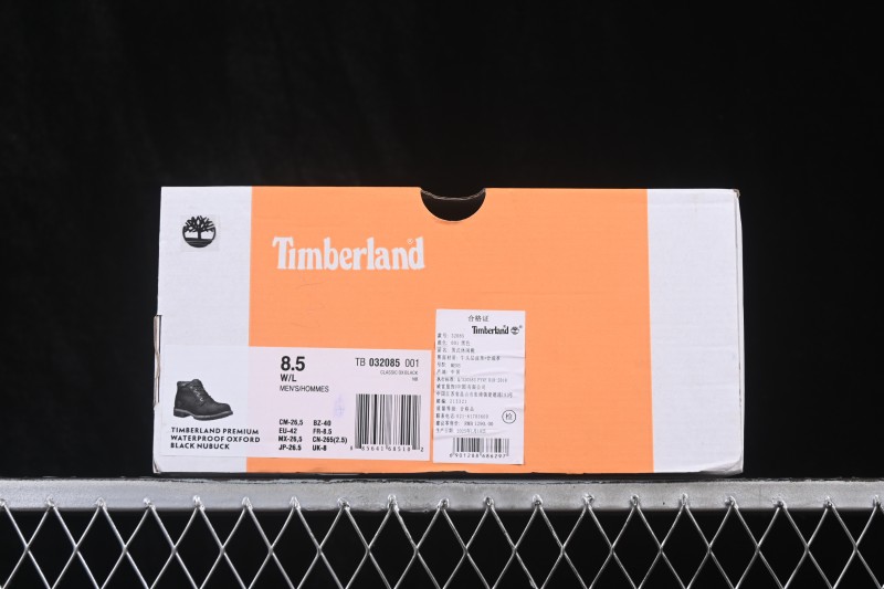 Timberland Classic Mid-Top Black Boots - 032085