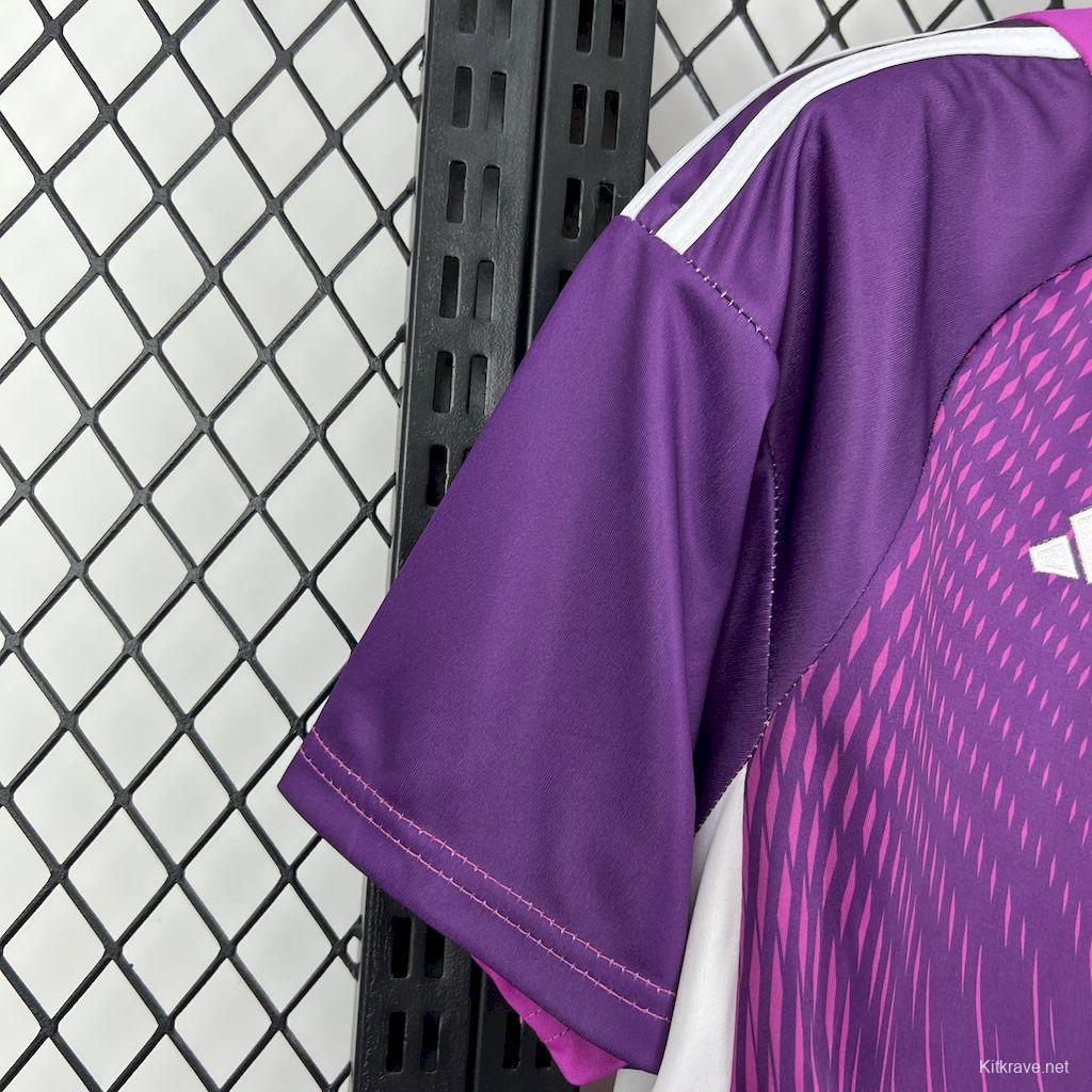 2025/26 Mens Bayern Munich Goalkeeper Jersey