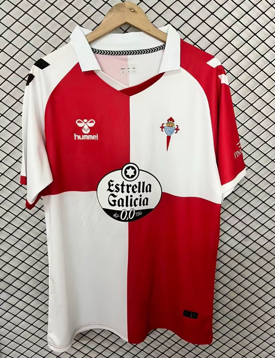 25/26 Celta de Vigo White/Red Vintage Jersey