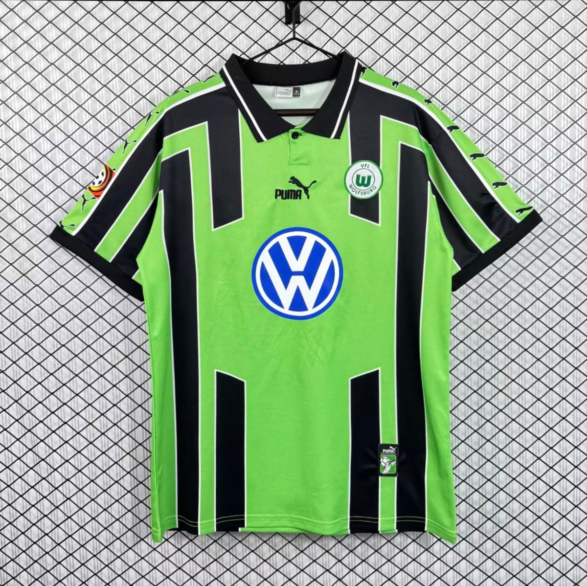 Retro 99/00 Wolfsburg Home Jersey