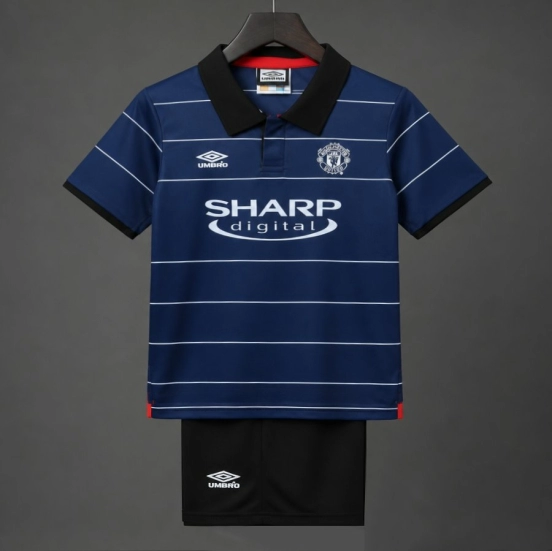Retro Kids 99/00 Manchester United Away Jersey