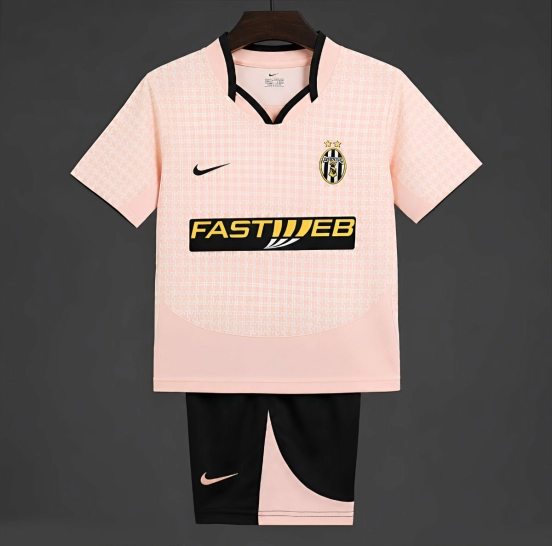Retro 03/04 Juventus Away Jersey